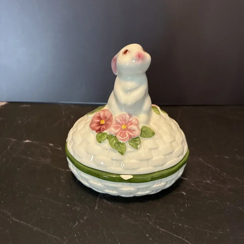Vintage Avon Bunny Covered Trinket Box Hand Painted Brazil Easter Decor 1982